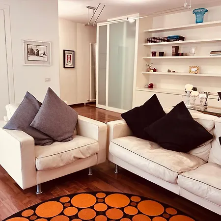 Maison De Maff アパート *